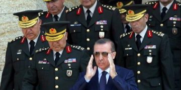 Γιατί ο Ερντογάν απειλεί τώρα να εισβάλλει στην Κύπρο