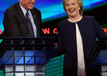 LAS VEGAS, NV - OCTOBER 13:  Democratic presidential candidates U.S. Sen. Bernie Sanders (I-VT) (L) and Hillary Clinton take part in a presidential debate sponsored by CNN and Facebook at Wynn Las Vegas on October 13, 2015 in Las Vegas, Nevada. Five Democratic presidential candidates are participating in the party's first presidential debate.  (Photo by Joe Raedle/Getty Images)