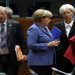 Luxembourg's Prime Minister Jean-Claude Juncker (L), Germany's Chancellor Angela Merkel (C) and IMF President Christine Lagarde (R) attend a euro zone summit in Brussels October 23, 2011.    REUTERS/Yves Herman (BELGIUM  - Tags: POLITICS BUSINESS)