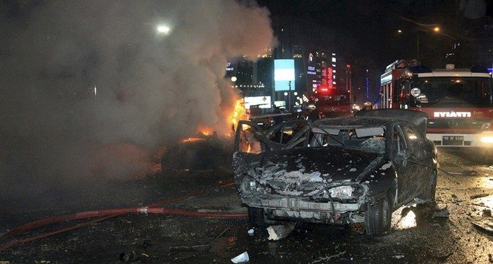 A vehicle burns after an explosion in Ankara, Turkey March 13, 2016. REUTERS/Mehmet Ozer EDITORIAL USE ONLY. NO RESALES. NO ARCHIVE