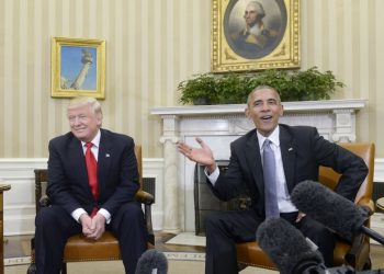 U.S. President Barack Obama meets with President-elect Donald Trump on Thursday, Nov. 10, 2016 in the Oval Office of the White House in Washington, D.C. in their first public step toward a transition of power. (Olivier Douliery/Abaca Press/TNS) ORG XMIT: 1192944