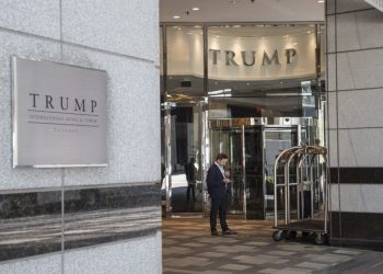 FI-TRUMP-TOWER-TORONTO TORONTO, ON - JUNE 27  -   The Trump Organization has agreed to sell the management contracts for the Trump International Hotel and Tower Toronto to JCF Capital. June 27, 2017. Bernard Weil/Toronto Star Bernard Weil/Toronto Star