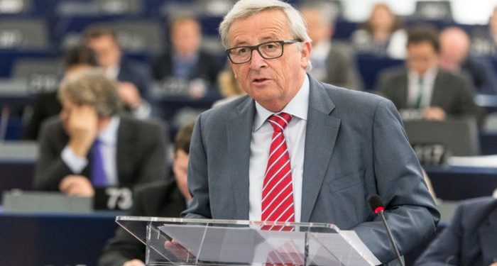 epa06027279 President of the European Commission Jean-Claude Juncker delivers his speech at the European Parliament in Strasbourg, France, 14 June 2017, about the Preparation of the European Council of 22 and 23 June 2017.  EPA/PATRICK SEEGER