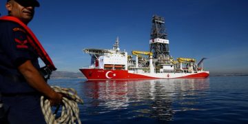 Turkish drilling vessel Fatih is pictured off the Mediterranean resort city of Antalya, Turkey October 30, 2018. REUTERS/Kaan Soyturk