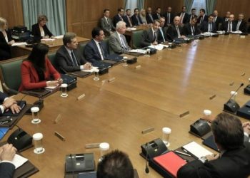 Ο Κυριάκος Μητσοτάκης προεδρεύει στο υπουργικό συμβούλιο
