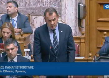 Ο Νίκος Παναγιωτόπουλος στη Βουλή
