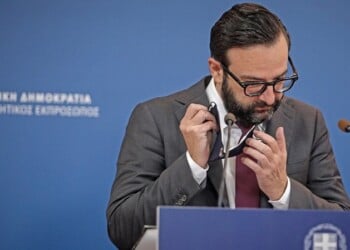 Να ερμηνεύσει τη λιτή επιστολή παραίτησής του με εκτενέστερη ανάρτησή του μέσω του Facebook επιχειρεί ο Χρήστος Ταραντίλης.