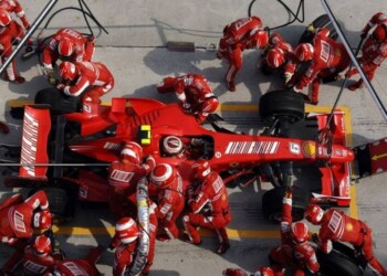 formula one pit stop