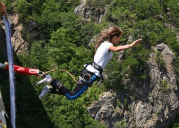 Bungee Jumping