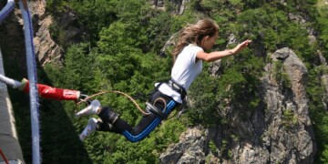 Bungee Jumping