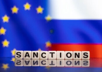 Η Ευρωπαϊκή Ένωση ενέκρινε τον τέταρτο γύρο κυρώσεων κατά της Ρωσίας για την εισβολή της στην Ουκρανία, που περιλαμβάνει άλλους