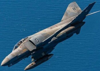 Πτώση F-4: Νεκρός ανασύρθηκε ο ένας πιλότος - Συνεχίζονται οι έρευνες για τον δεύτερο