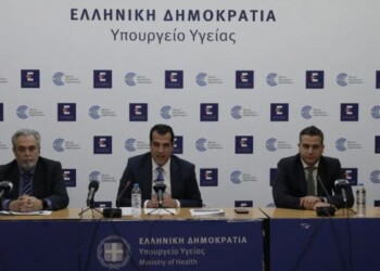 Σταδιακή αποκατάσταση των ελλείψεων φαρμάκωσν στην αγορά από τα μέσα Ιανουαρίου και μετά προέβλεψε ο υπουργός Υγείας Θάνος Πλεύρης