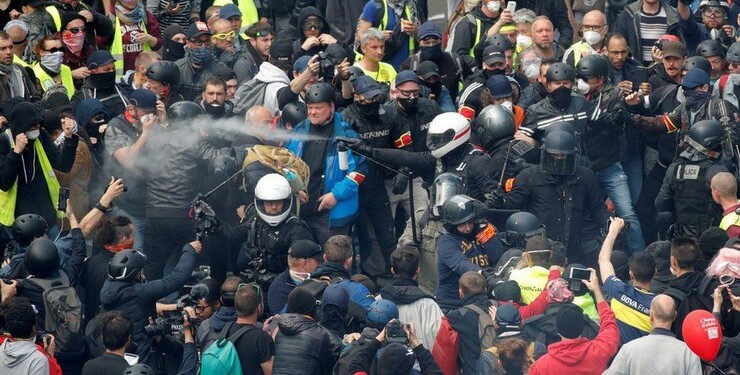 Στο χείλος κοινωνικής αναταραχής η Γαλλία