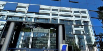 Υπερδιπλασισμό κερδών στη διετία πέτυχε η ΔΙΑΣ, καθώς οι τράπεζες αύξησαν τις χρεώσεις στις κινήσεις με κάρτες, ενώ εμπεδώθηκε η χρήση ηλεκτρονικού χρήματος και στις μικροσυναλλαγές της καθημερινότητας.