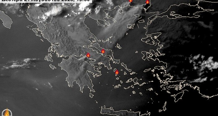 Η Ελλάδα από τον δορυφόρο: Οι φωτιές μαύρισαν τον Ουρανό