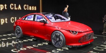 Ματ της Mercedes στην Tesla με EV που βγάζει 750 χιλιόμετρα χωρίς φόρτιση